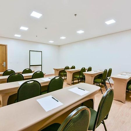 Intercity Anapolis Ngoại thất bức ảnh